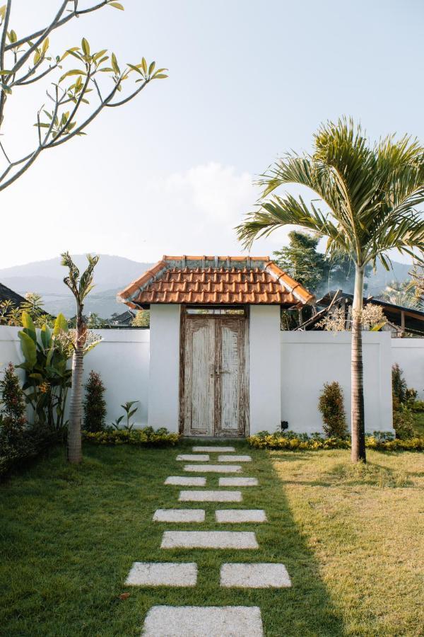 Villa Uhaina อาเม็ด ภายนอก รูปภาพ
